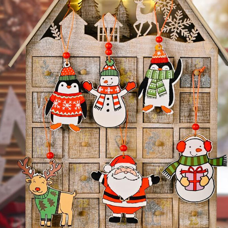 Estilo navideño colgante de madera de diferentes formas para árboles de Navidad y ventanas